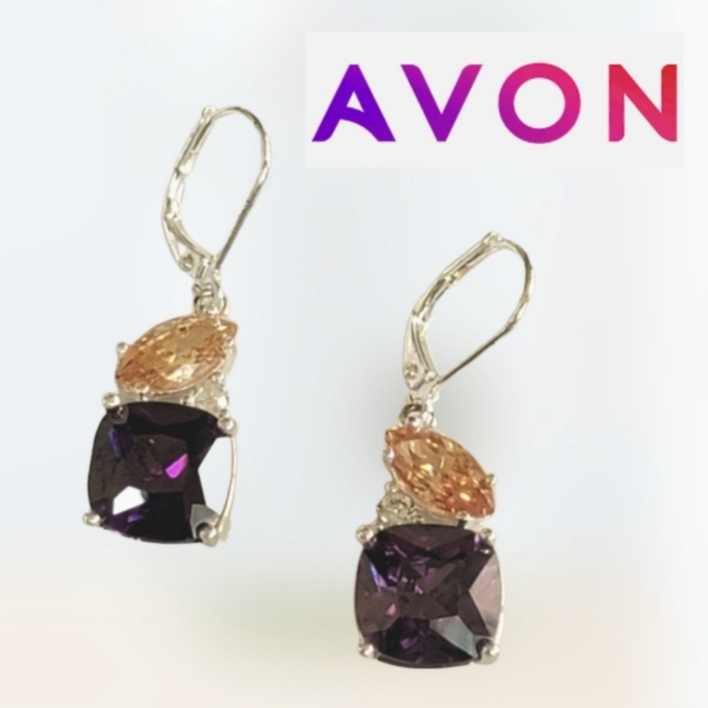 Vintage NIB AVON DARE TO DAZZLE EARRINGS CUBIC ZIRCONIA AMBER AMETHYST